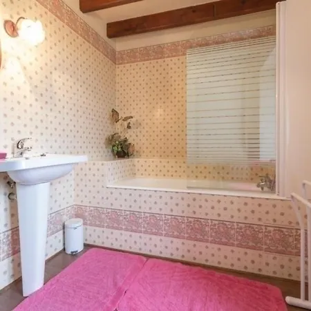 House Le Clos De La Pree